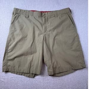 Columbia Men’s 40 Tan 10" Inseam Cargo / Chino Shorts Outdoor / Casual Style